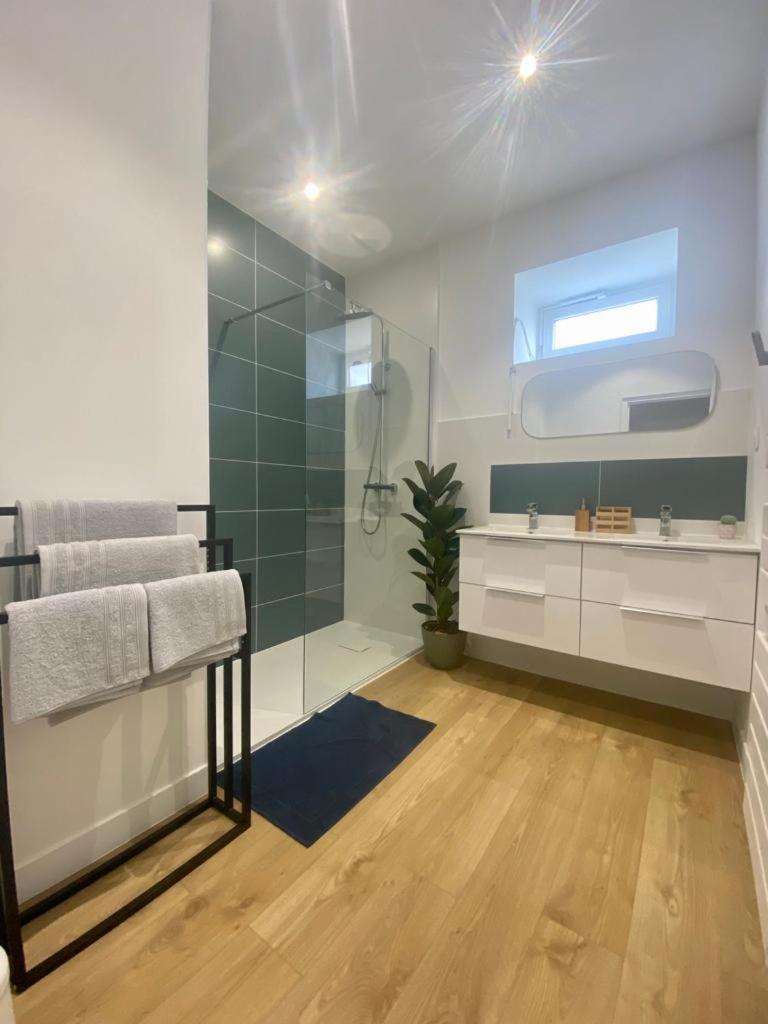 Elegance & Confort Au Coeur De Cholet ! Exteriör bild